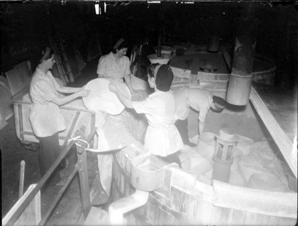 Annan The History Town - The Devils Porridge Workers
